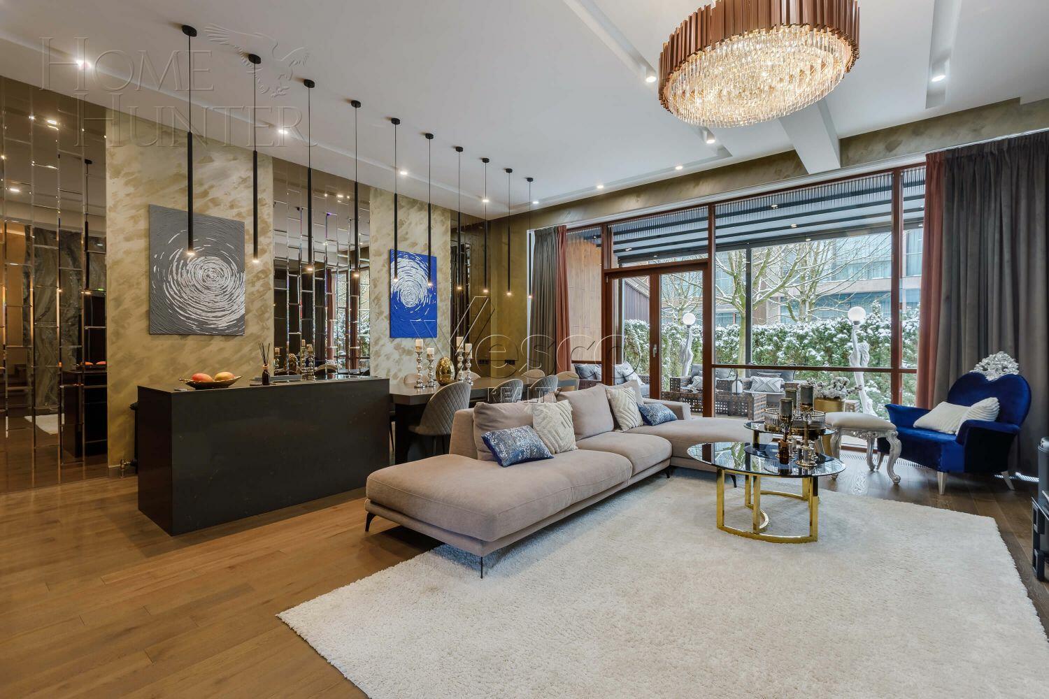 3-этажный таунхаус 170 м² с отделкой