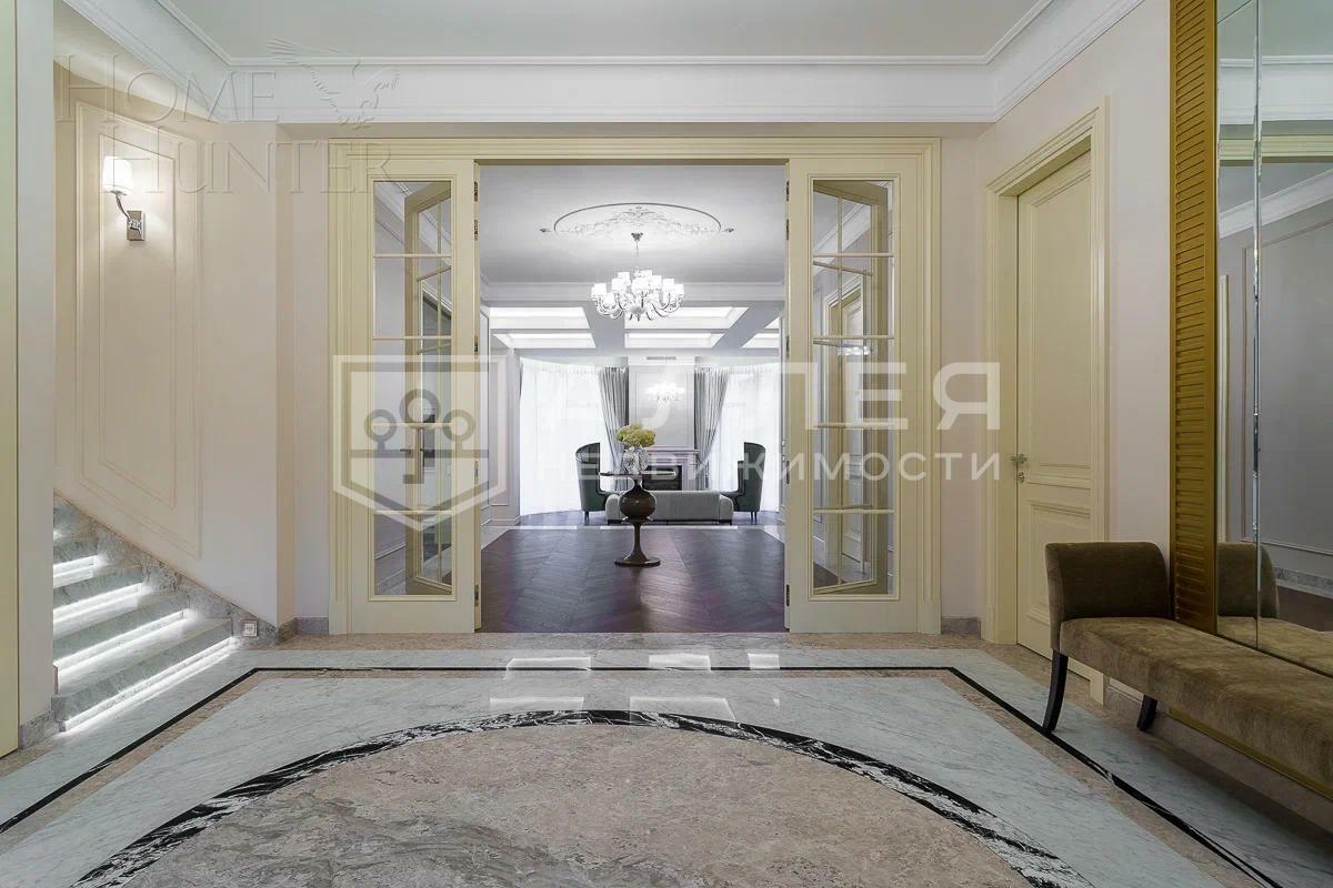 3-этажный коттедж 1 445 м² с отделкой