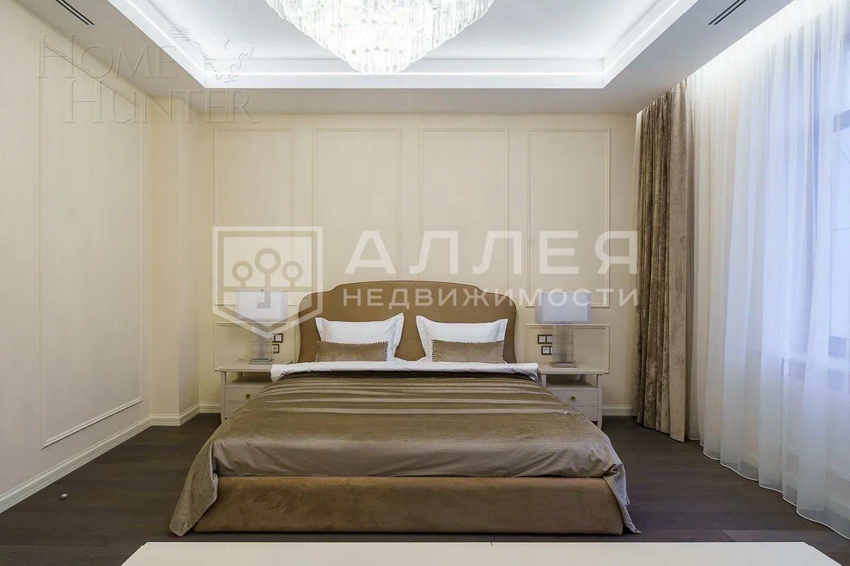 3-этажный коттедж 1 445 м² с отделкой