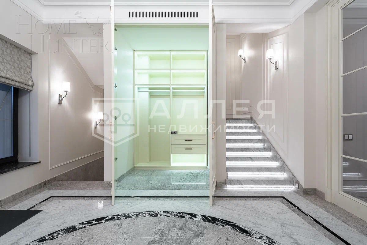3-этажный коттедж 1 445 м² с отделкой