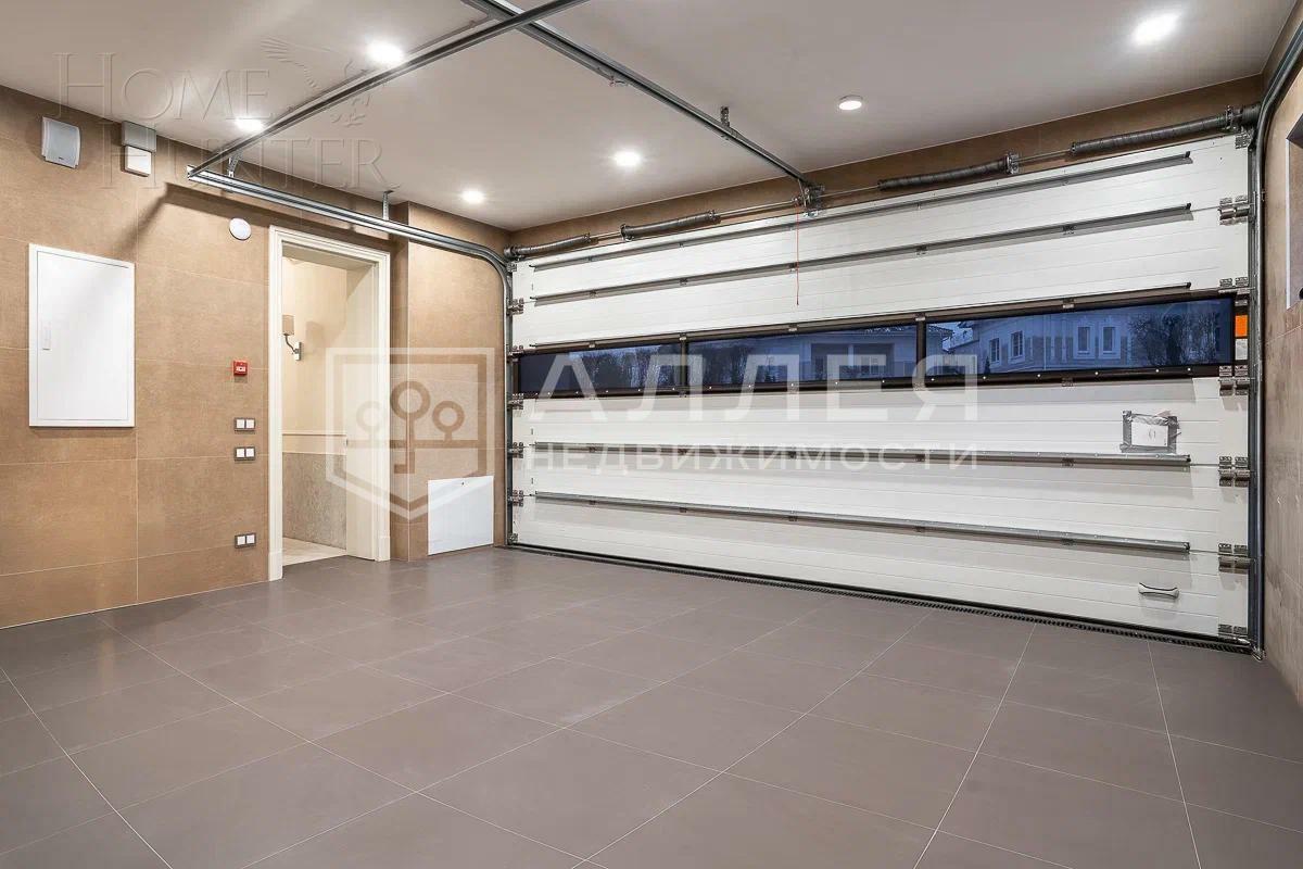 3-этажный коттедж 1 445 м² с отделкой