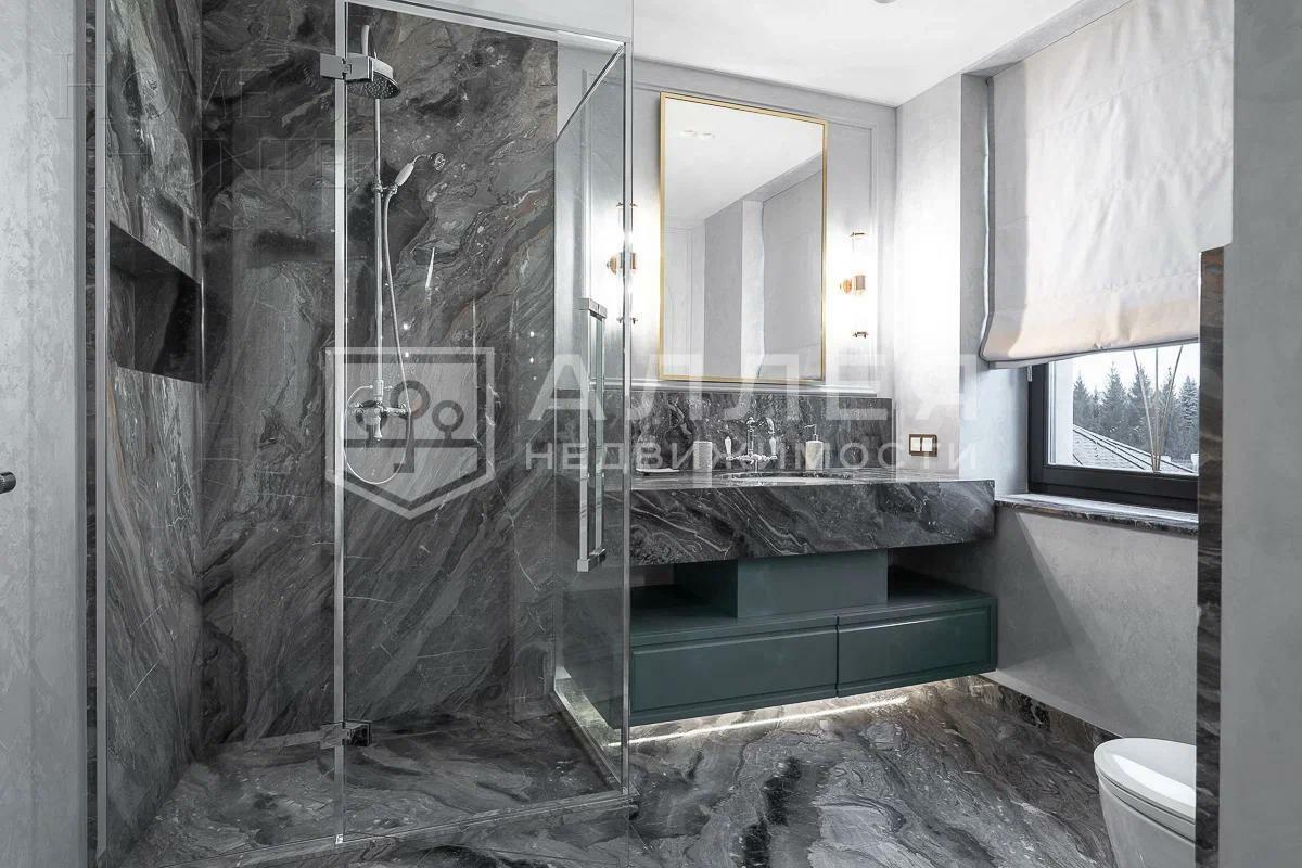 3-этажный коттедж 1 445 м² с отделкой