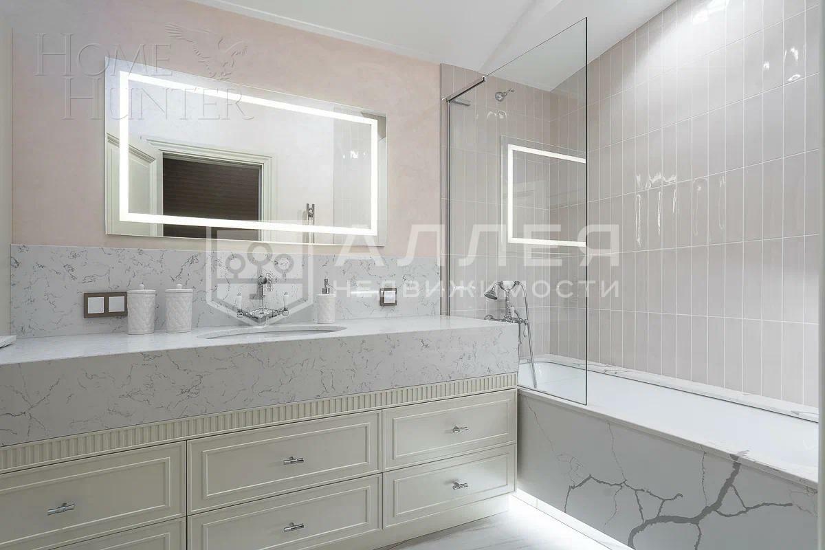 3-этажный коттедж 1 445 м² с отделкой