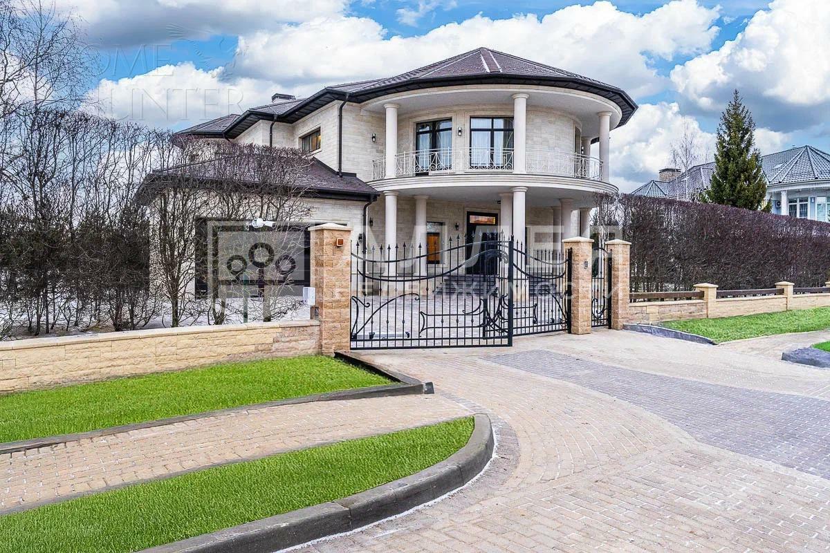 3-этажный коттедж 1 445 м² с отделкой
