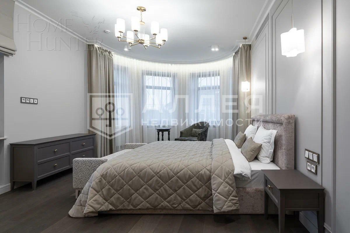 3-этажный коттедж 1 445 м² с отделкой