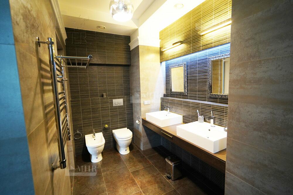 КОТТЕДЖ 900 м² с отделкой