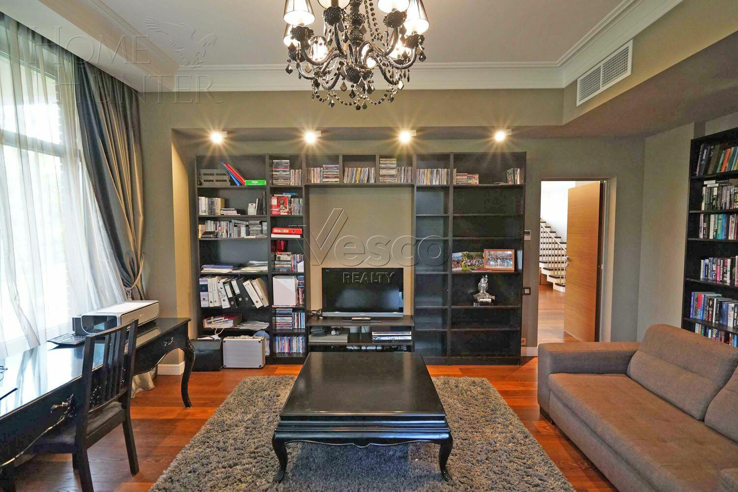 КОТТЕДЖ 900 м² с отделкой