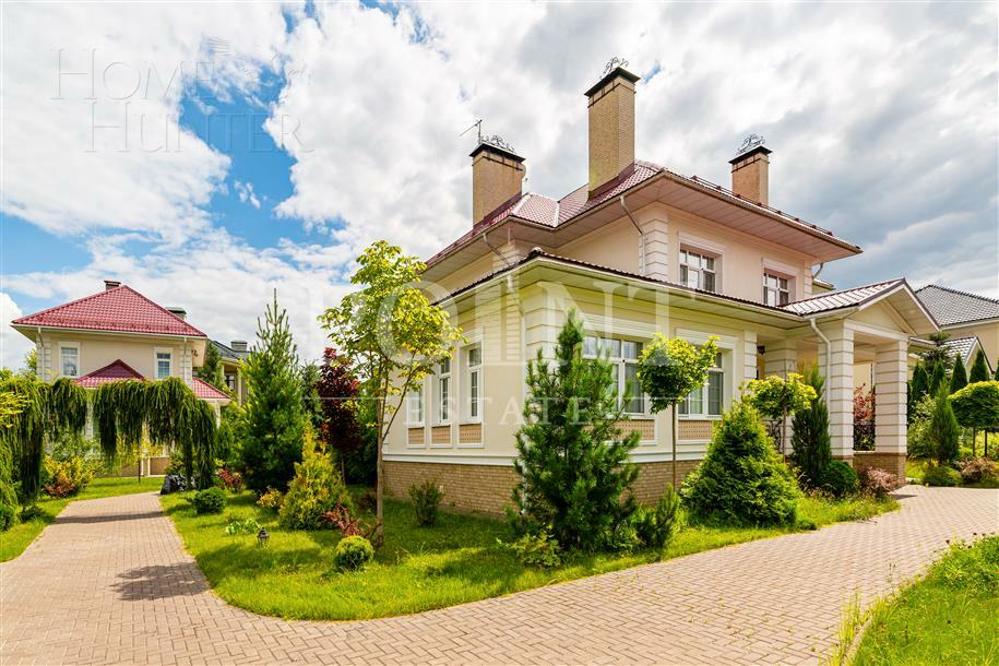 2-этажный коттедж 817 м² с отделкой