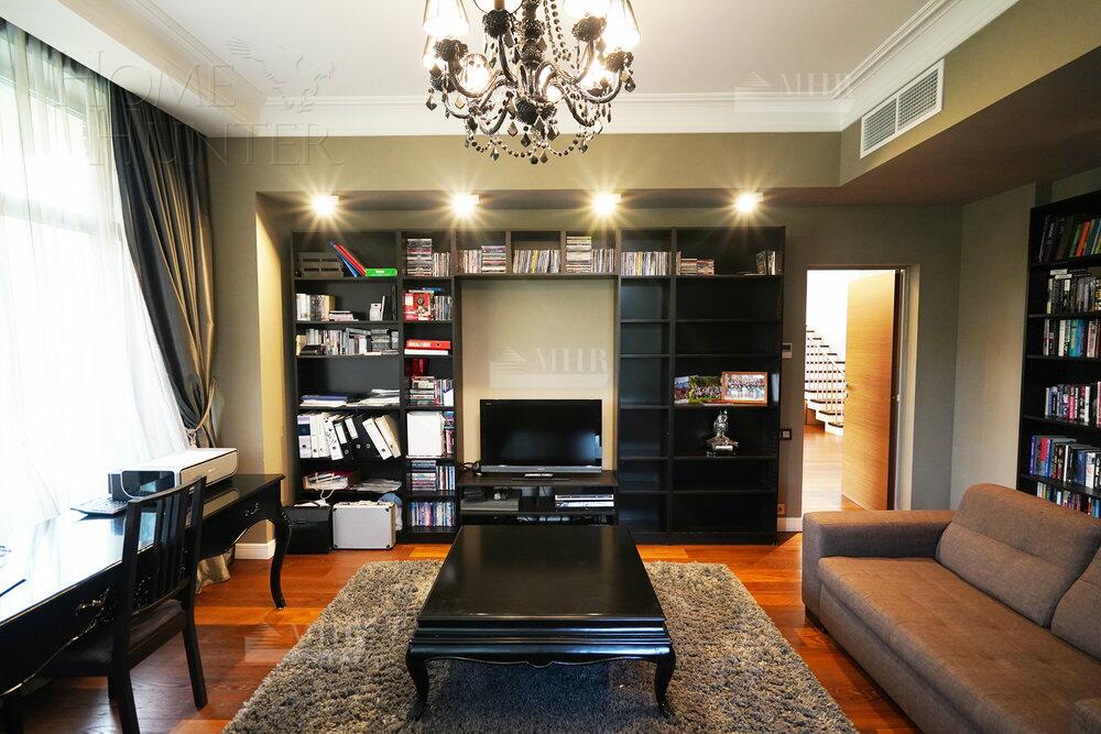 КОТТЕДЖ 900 м² с отделкой