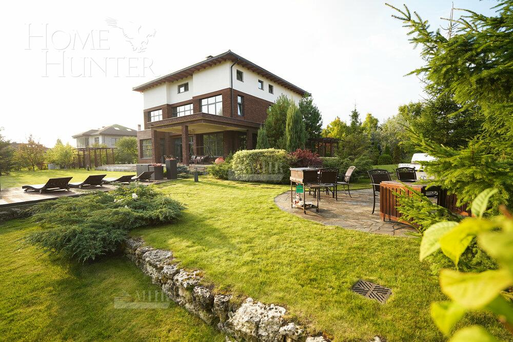 КОТТЕДЖ 900 м² с отделкой