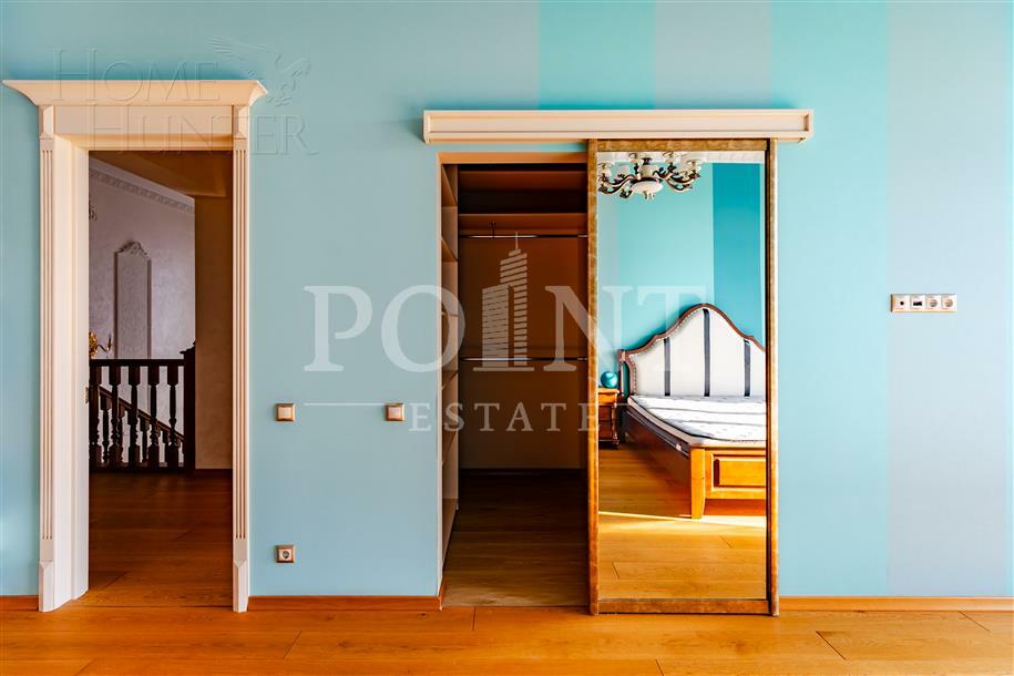 2-этажный коттедж 450 м² с отделкой