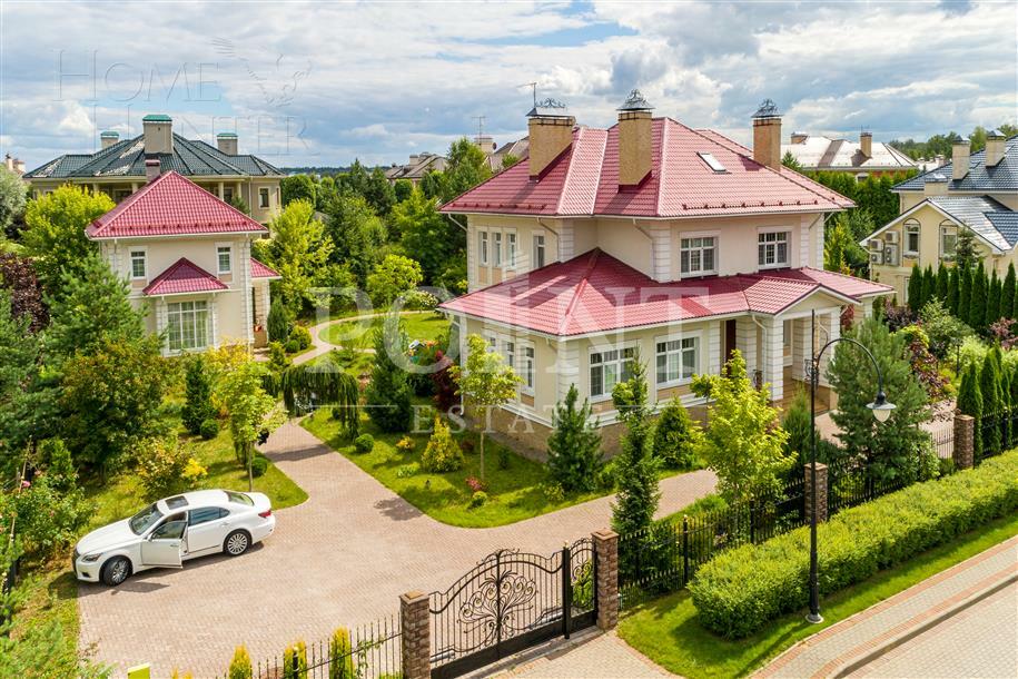 2-этажный коттедж 817 м² с отделкой