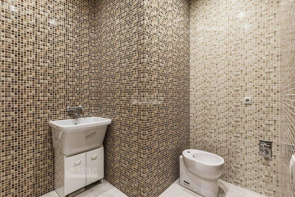 2-этажный коттедж 1 000 м² с отделкой