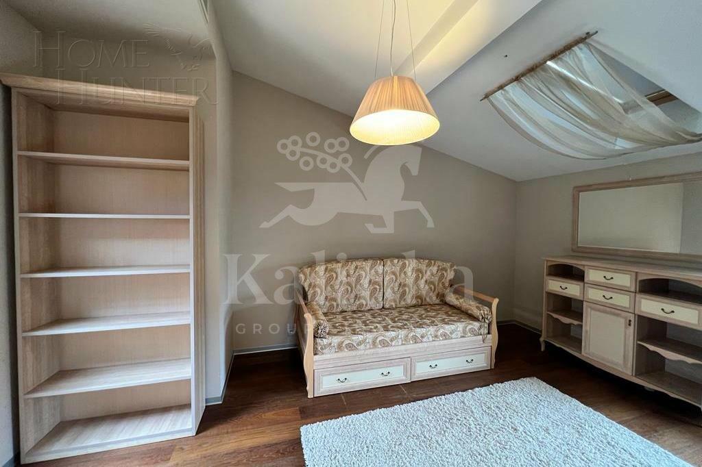 3-этажный коттедж 900 м² с отделкой