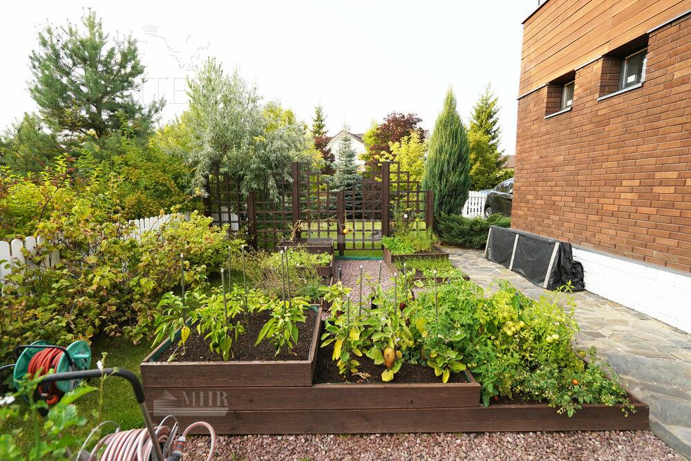 КОТТЕДЖ 900 м² с отделкой