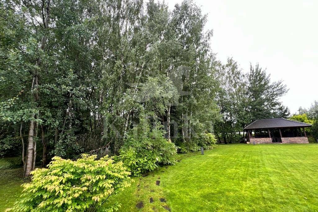 3-этажный коттедж 900 м² с отделкой