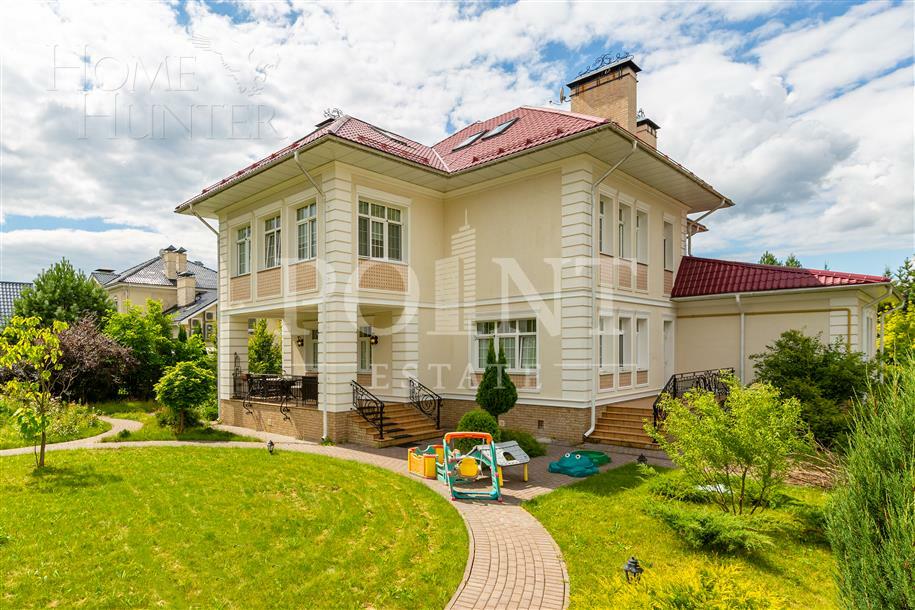 2-этажный коттедж 817 м² с отделкой