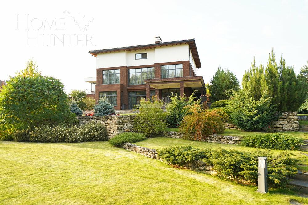 КОТТЕДЖ 900 м² с отделкой