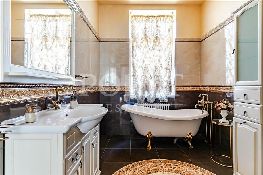 2-этажный коттедж 450 м² с отделкой