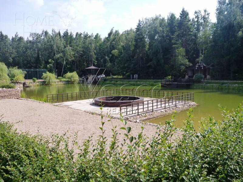 2-этажный коттедж 760 м² без отделки