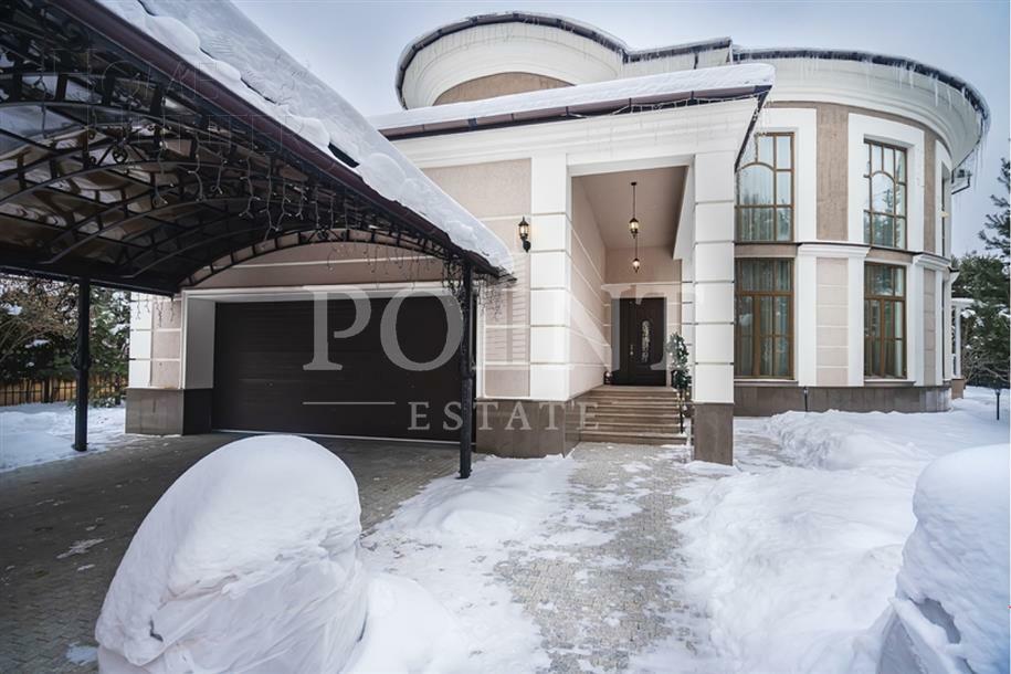 2-этажный коттедж 1 381 м² с отделкой