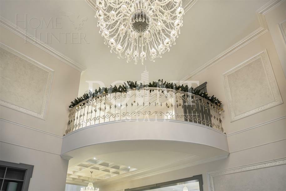 2-этажный коттедж 1 381 м² с отделкой