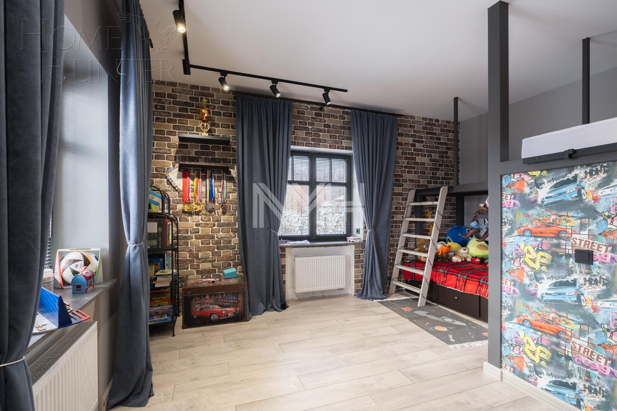 2-этажный коттедж 700 м² с отделкой