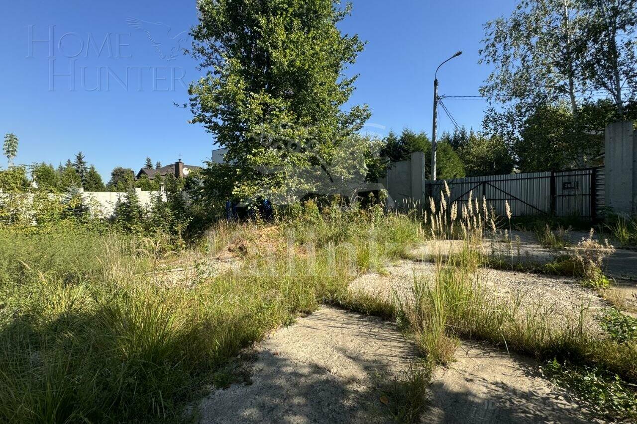 Участок 27.2 сот. в охраняемом поселке