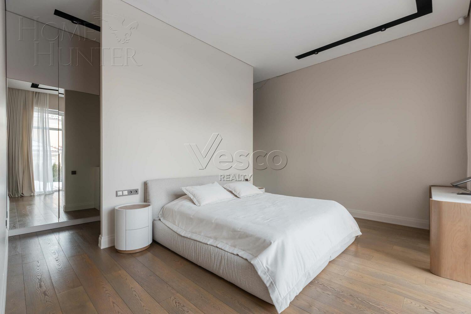 1-этажный коттедж 350 м² с отделкой