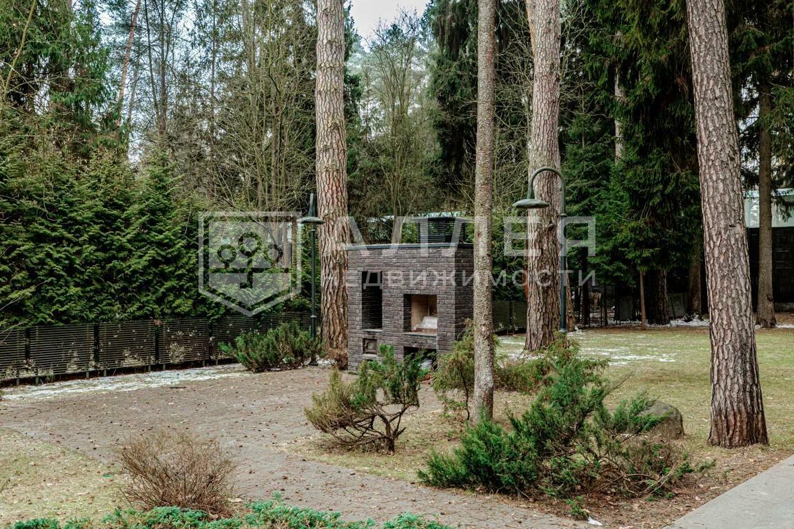 2-этажный коттедж 680 м² с отделкой