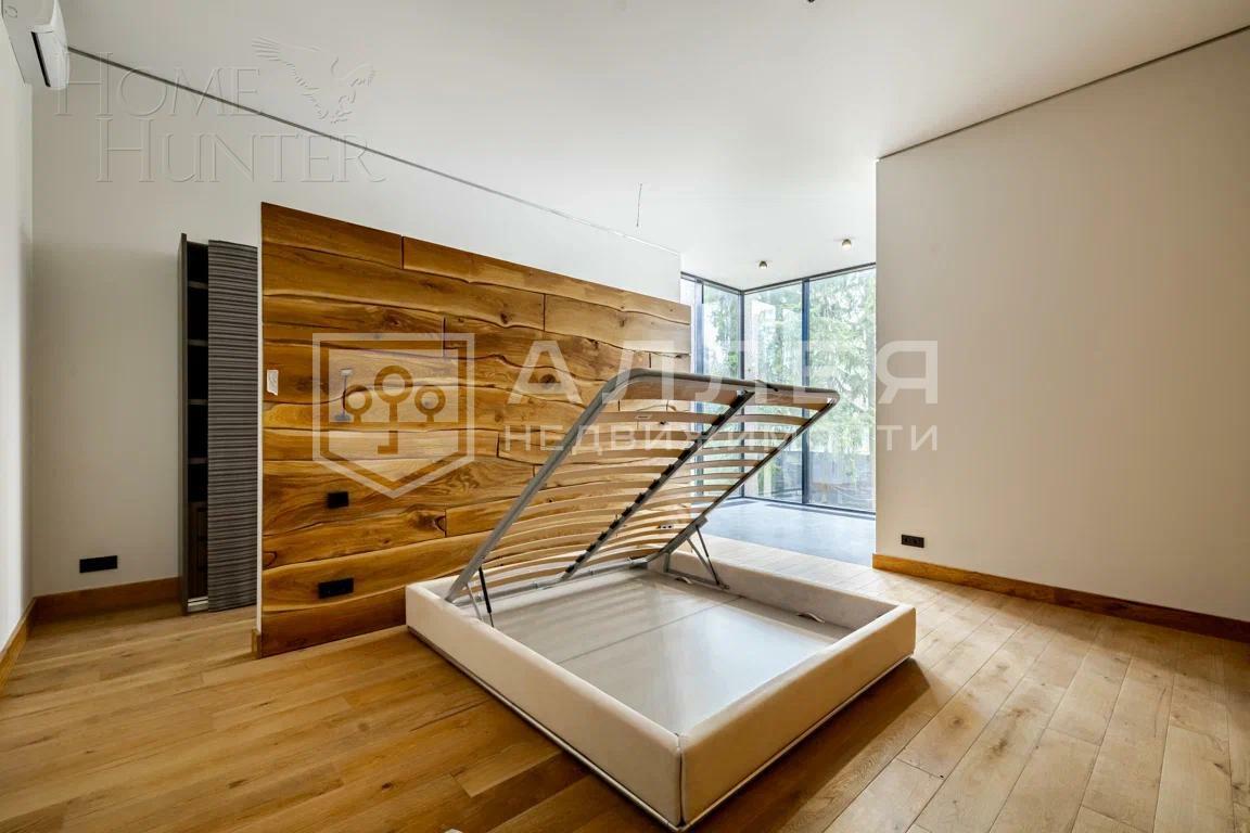 2-этажный коттедж 680 м² с отделкой