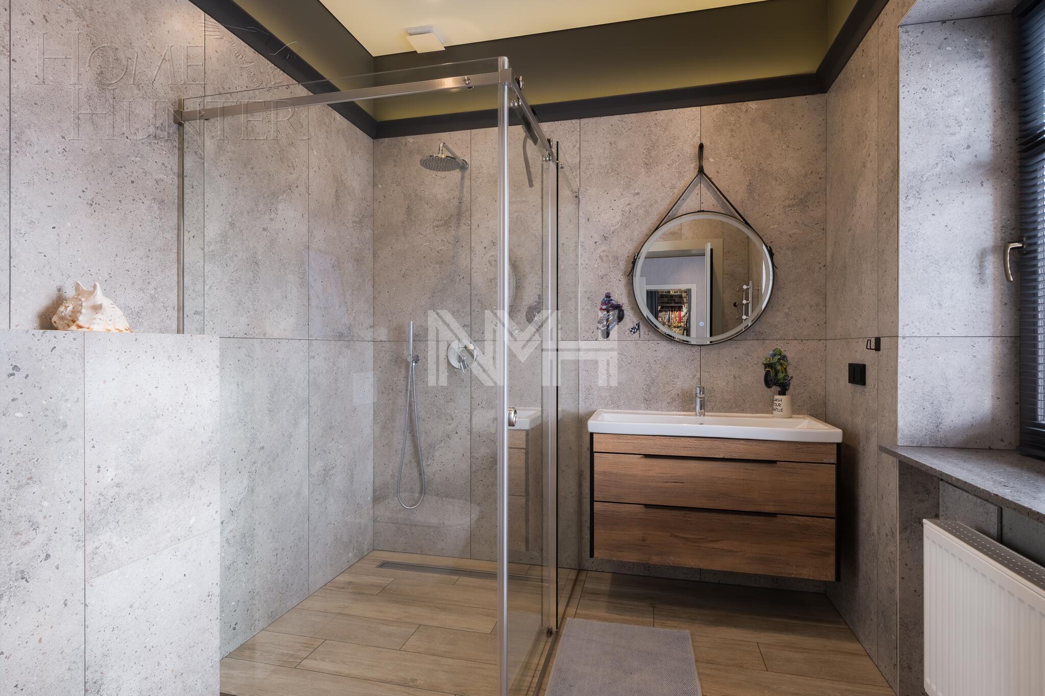 2-этажный коттедж 700 м² с отделкой