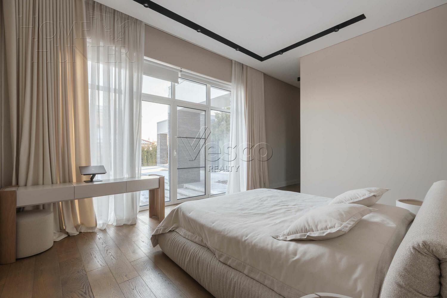 1-этажный коттедж 350 м² с отделкой