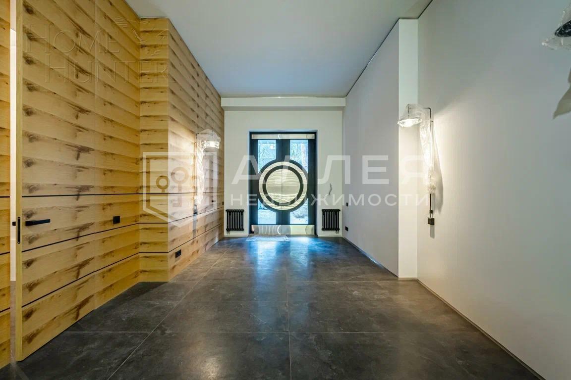 2-этажный коттедж 680 м² с отделкой