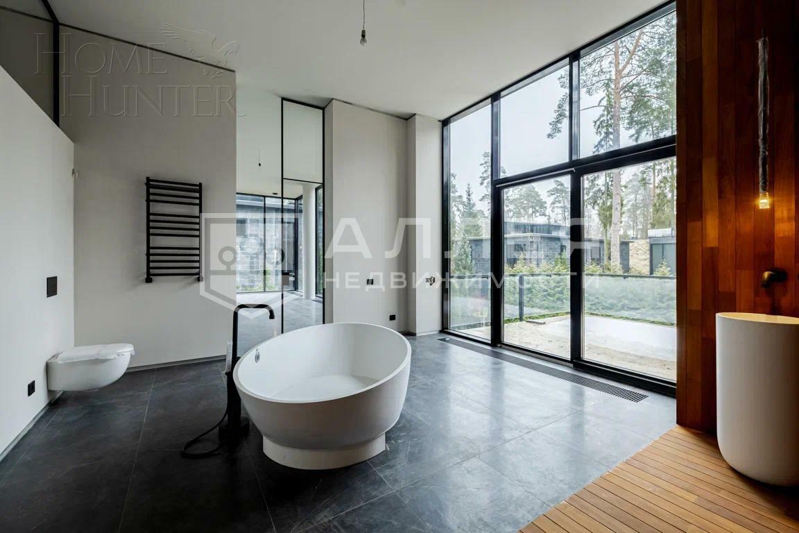 2-этажный коттедж 680 м² с отделкой