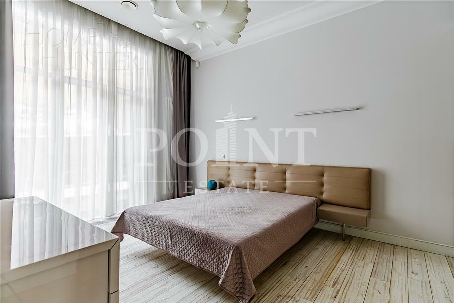 3-этажный таунхаус 430 м² с отделкой