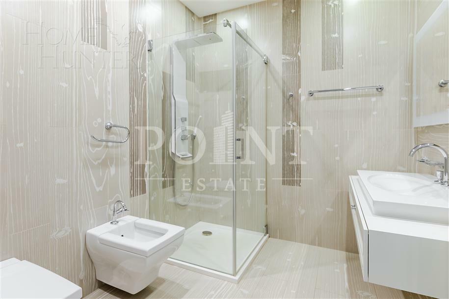 3-этажный таунхаус 430 м² с отделкой