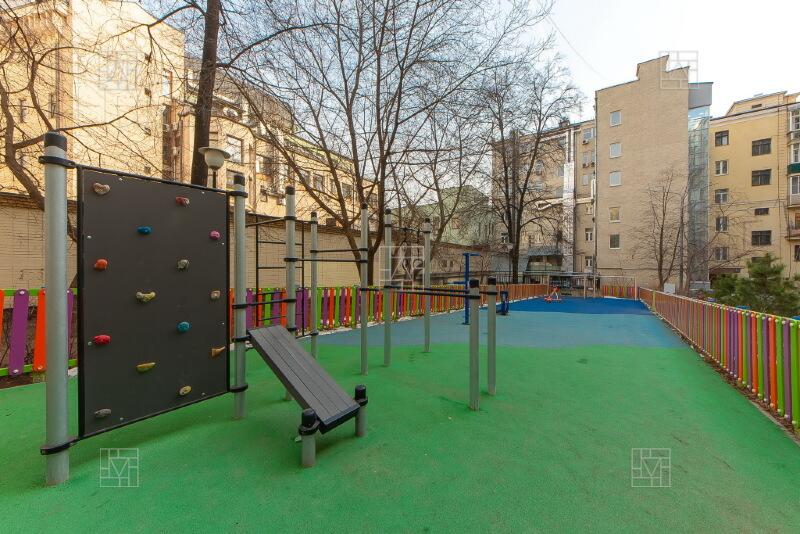 5-КОМН. КВАРТИРА С ОТДЕЛКОЙ 176 М² НА 4 ЭТАЖЕ