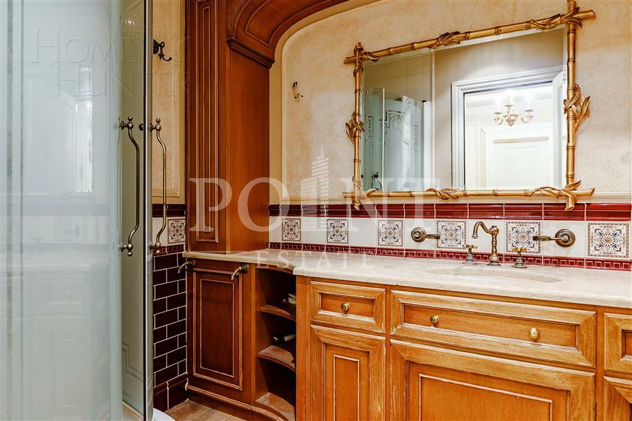 5-КОМН. КВАРТИРА С ОТДЕЛКОЙ 252.5 М² НА 3 ЭТАЖЕ