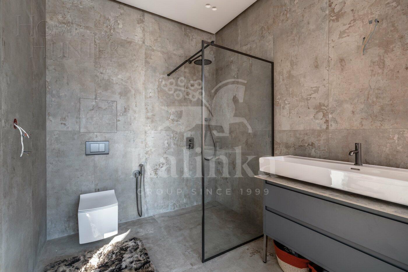 2-этажный коттедж 348.5 м² с отделкой