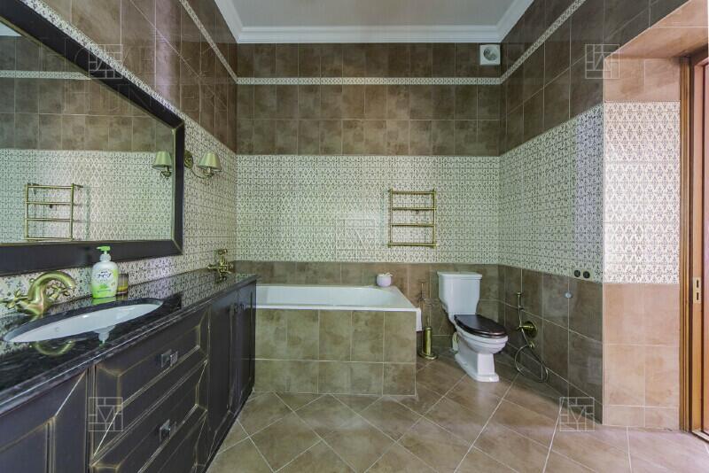 5-КОМН. КВАРТИРА С ОТДЕЛКОЙ 176 М² НА 4 ЭТАЖЕ