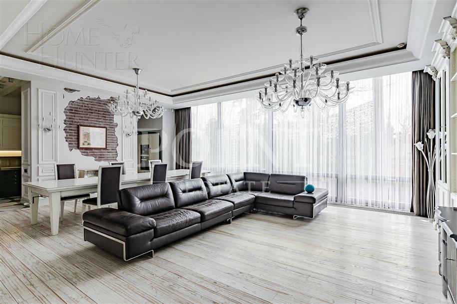 3-этажный таунхаус 430 м² с отделкой