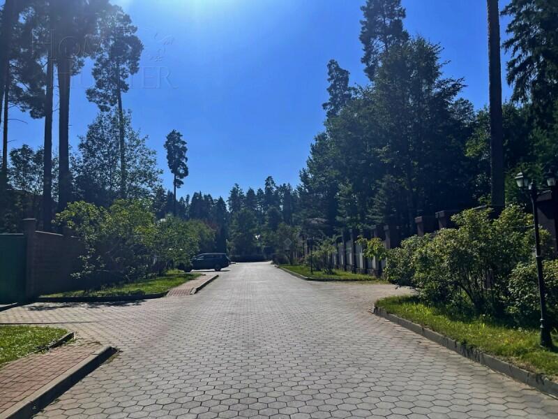 Участок 24 сот. в охраняемом поселке