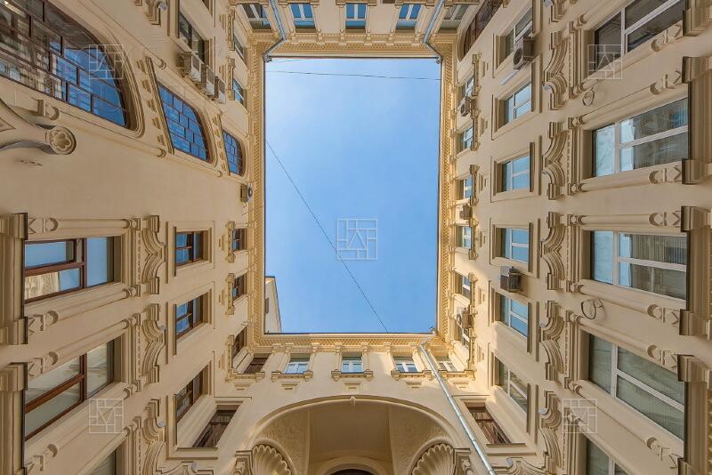 5-КОМН. КВАРТИРА С ОТДЕЛКОЙ 176 М² НА 4 ЭТАЖЕ