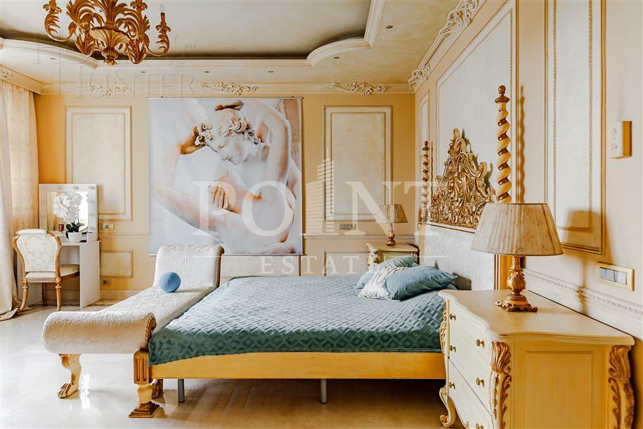 5-КОМН. КВАРТИРА С ОТДЕЛКОЙ 252.5 М² НА 3 ЭТАЖЕ