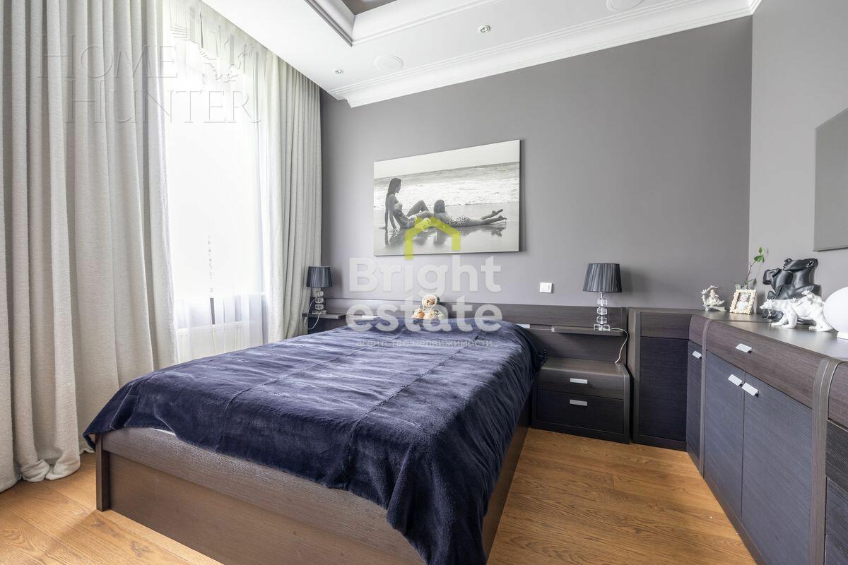 2-этажный коттедж 1 084 м² с отделкой