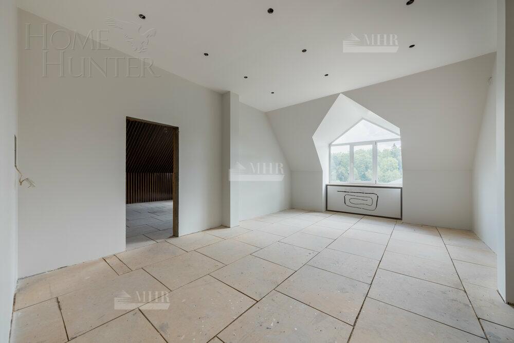 2-этажный коттедж 1 000 м² с отделкой