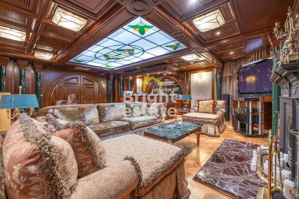 2-этажный коттедж 1 084 м² с отделкой