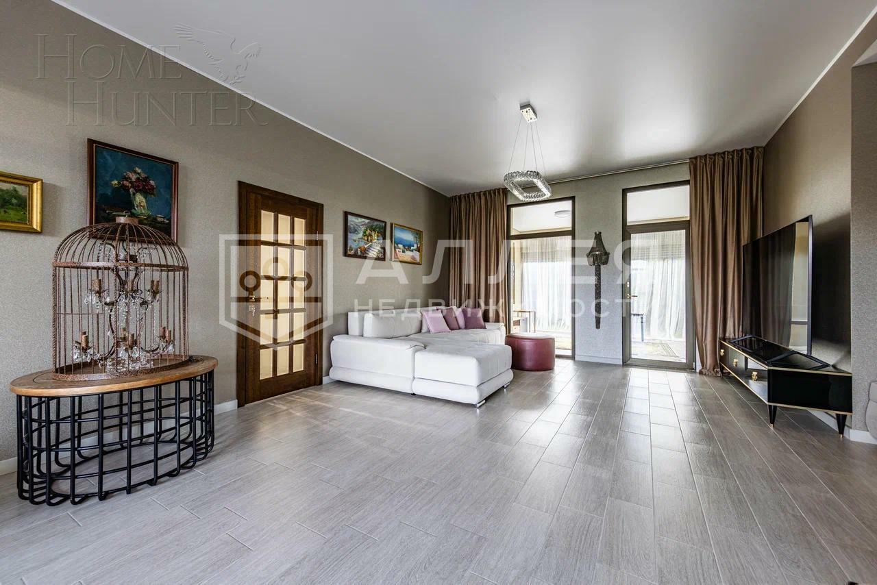 1-этажный коттедж 234 м² с отделкой