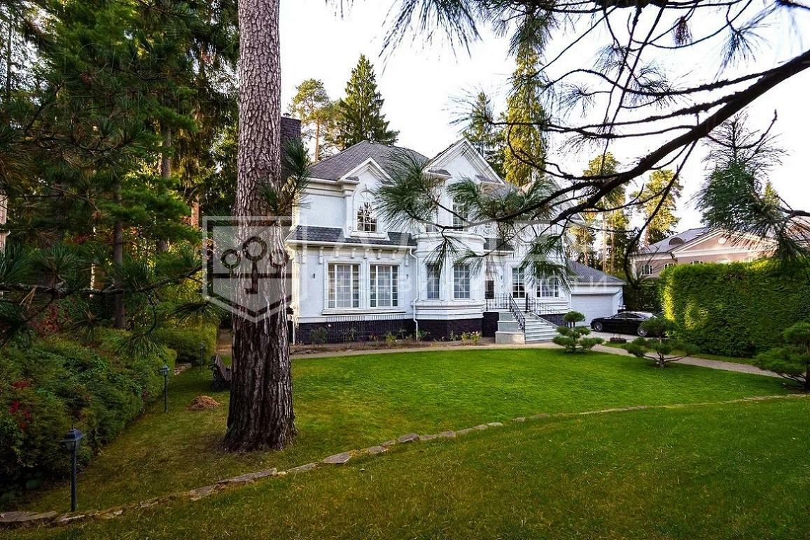 2-этажный коттедж 520 м² с отделкой